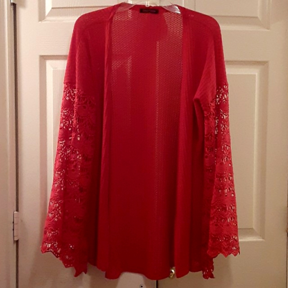 Crazy Train red kimono with long laced sleeves